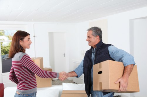 Furniture storage solution in Woodside for moving and renovation
